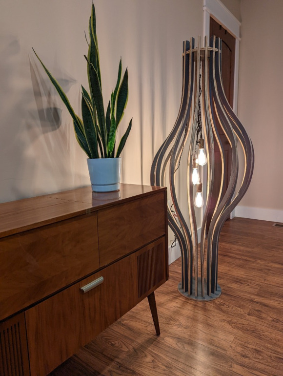 Spine Foor Lamp